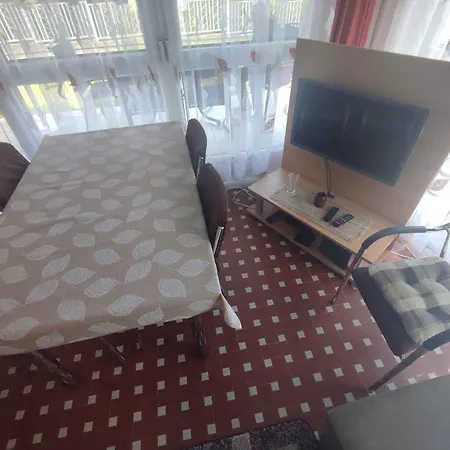 בית נופש In - Balaton 18592 *