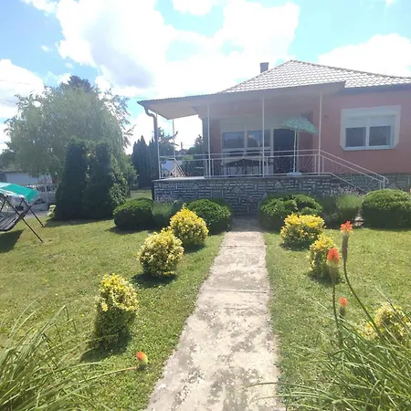 In Fonyod/balaton 18592 Holiday home Fonyod