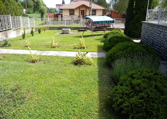 In - Balaton 18592 Holiday home Fonyod