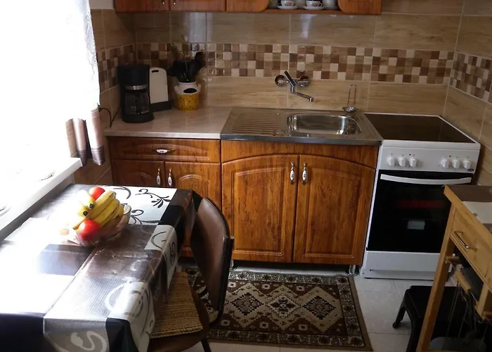 In - Balaton 18592 *